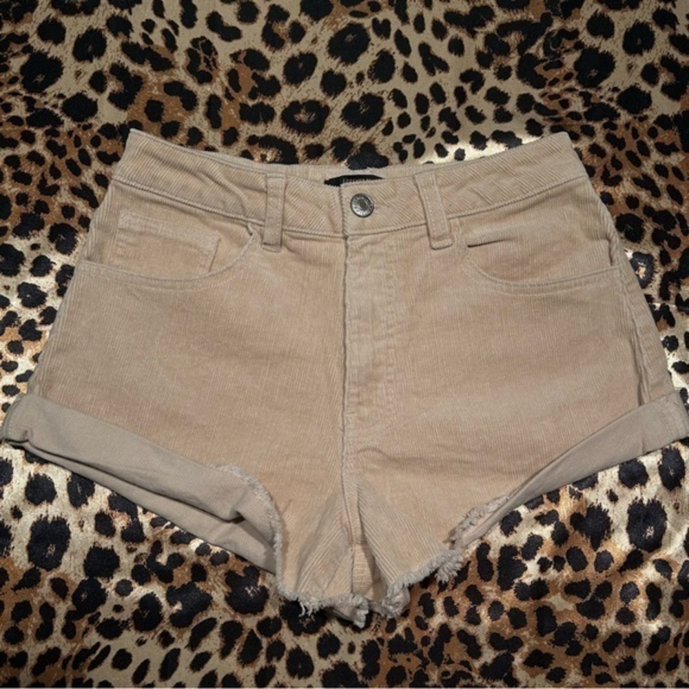 NWT Forever 21 Tan Cuffed Corduroy Shorts